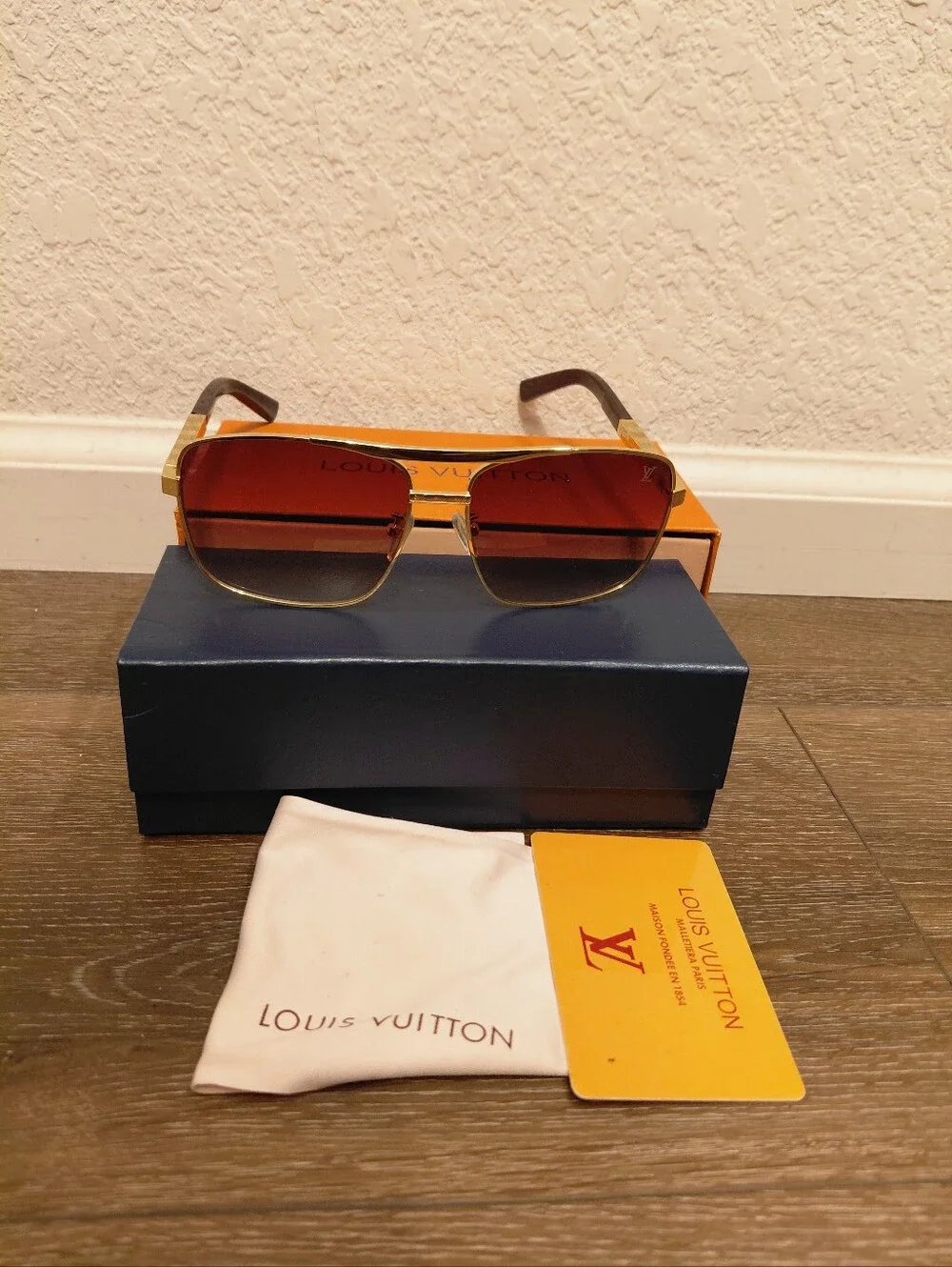 Vintage 2009 Louis Vuitton Attitude Z0259U Damier Gold Pilot Aviator Sunglasses